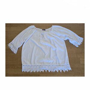 NWOT Made In Italy White Crochet detail Top Blouse size Large 12-14